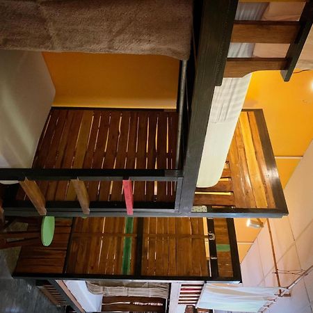 Moon Fools Hostel Панглао Екстериор снимка