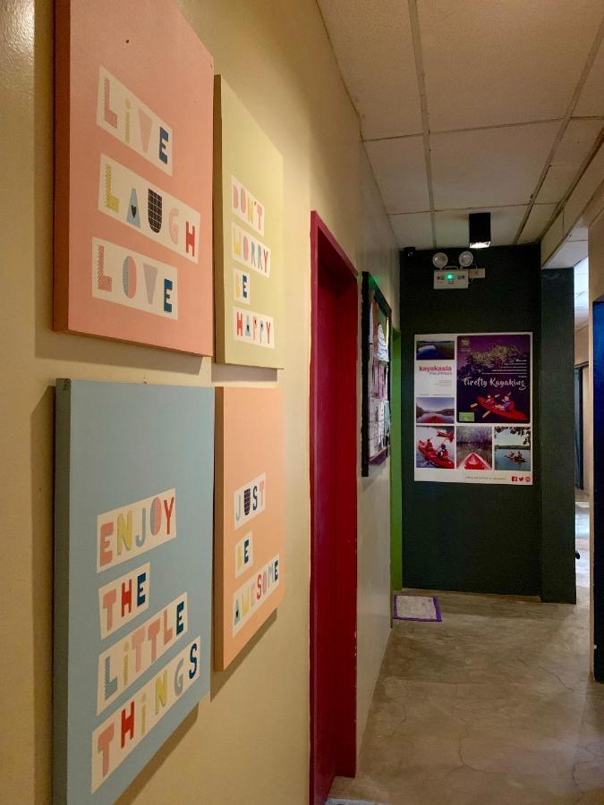 Moon Fools Hostel Панглао Екстериор снимка