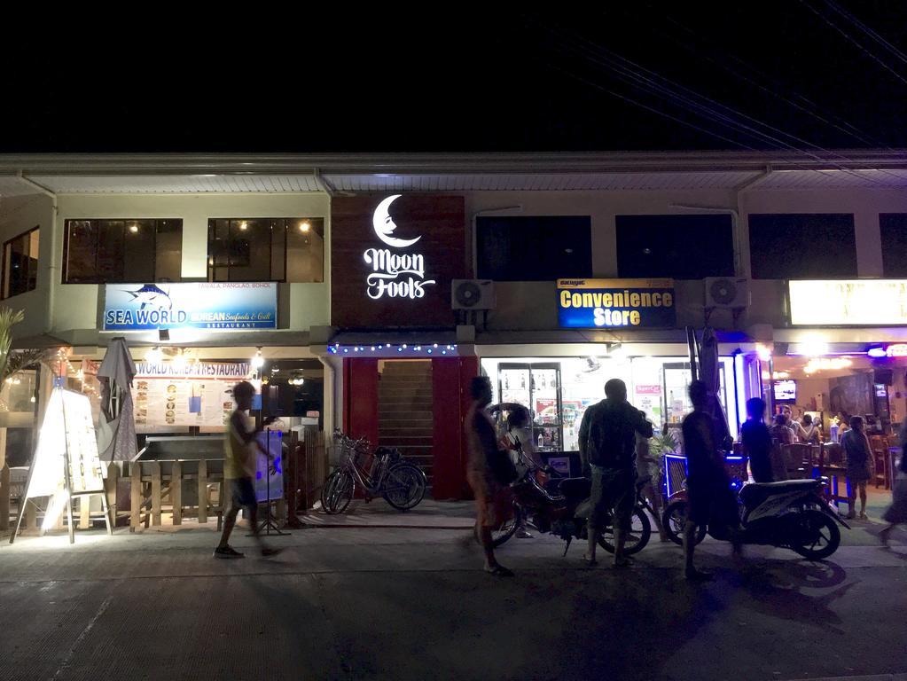 Moon Fools Hostel Панглао Екстериор снимка